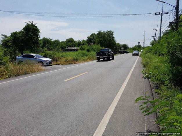 ขายที่ดิน 3 ไร่ครึ่ง แปลงสวย ติดแม่น้ำบางประกง ตำบลบ้านโพธิ์ อำเภอบ้านโพธิ์ จังหวัดฉะเชิงเทรา 