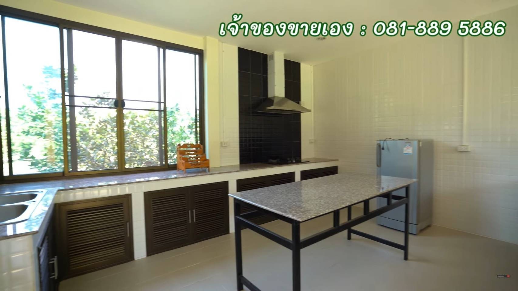 บ้านสไตล์รีสอร์ท ติดอ่างเก็บน้ำ พร้อมวิวภูเขา ทำเลดี อ.ปักธงชัย  จ.นครราชสีมา