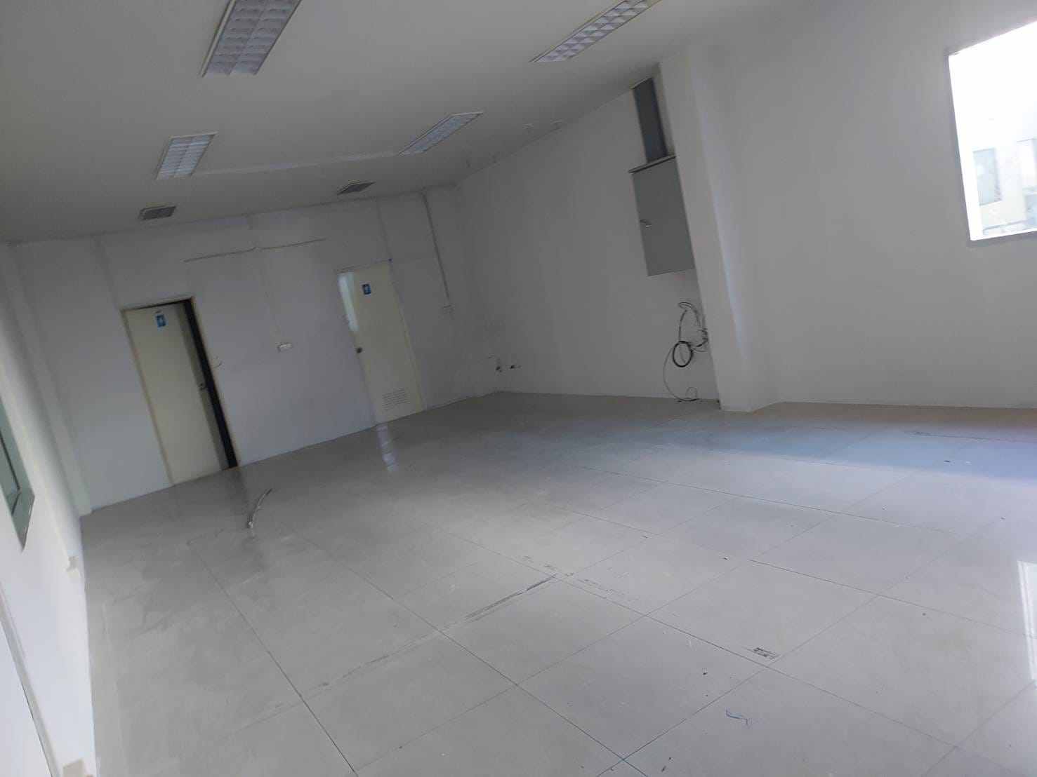 ให้เช่าโกดัง บางนา-ตราด กม.16 ตั้งแต่ 100-600 ตรม. พร้อมออฟฟิศและสำนักงาน โกดัง ให้เช่า ฿96,000/ด.