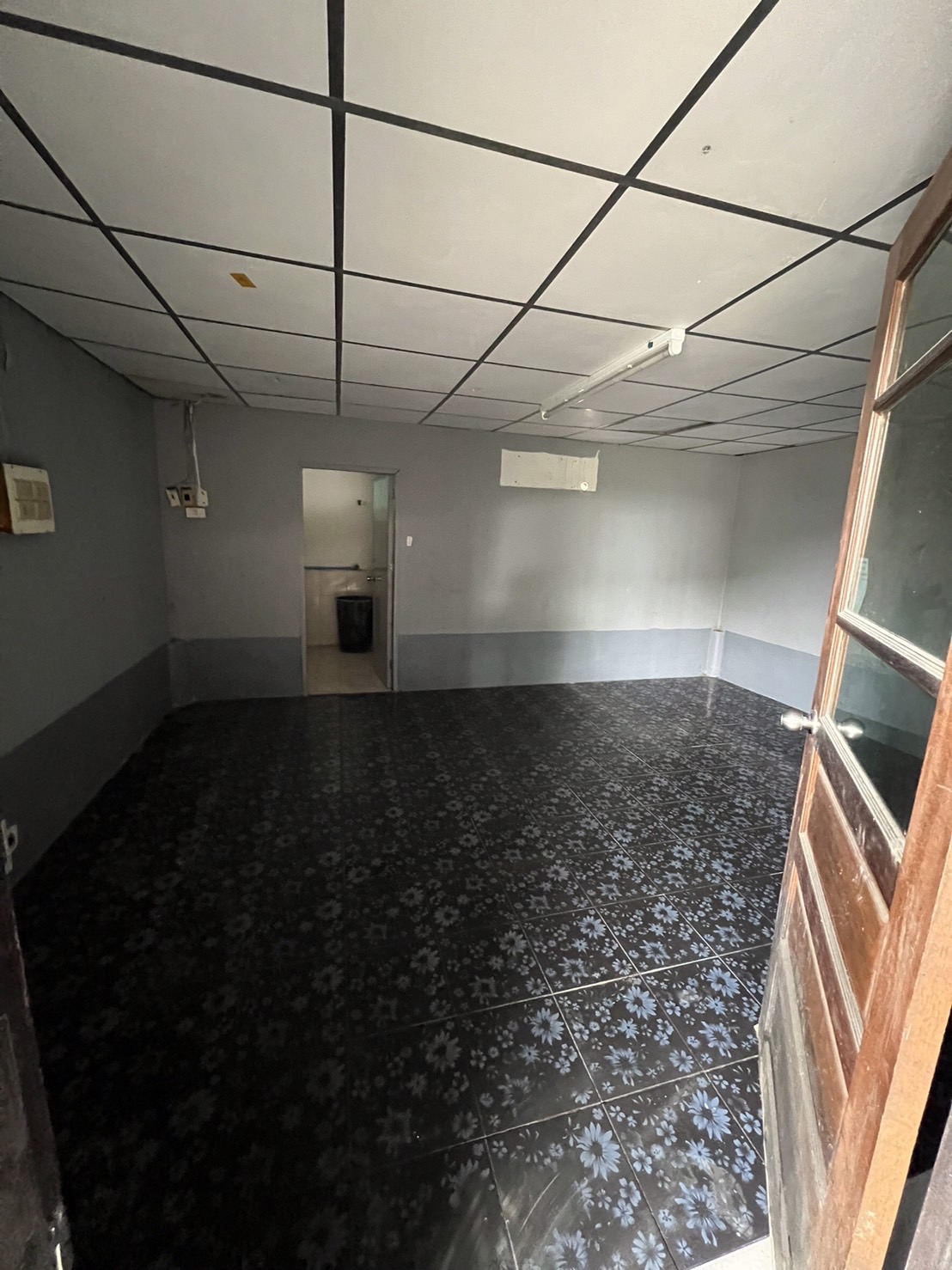 ให้เช่า โกดังเนื้อที่ 1 ไร่ อำเภอศาลายา จังหวัดนครปฐม สภาพดีพร้อมใช้งาน โกดัง ให้เช่า ฿45,000/ด.