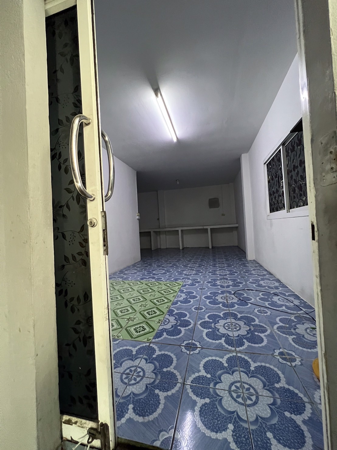 ให้เช่า โกดังเนื้อที่ 1 ไร่ อำเภอศาลายา จังหวัดนครปฐม สภาพดีพร้อมใช้งาน โกดัง ให้เช่า ฿45,000/ด.