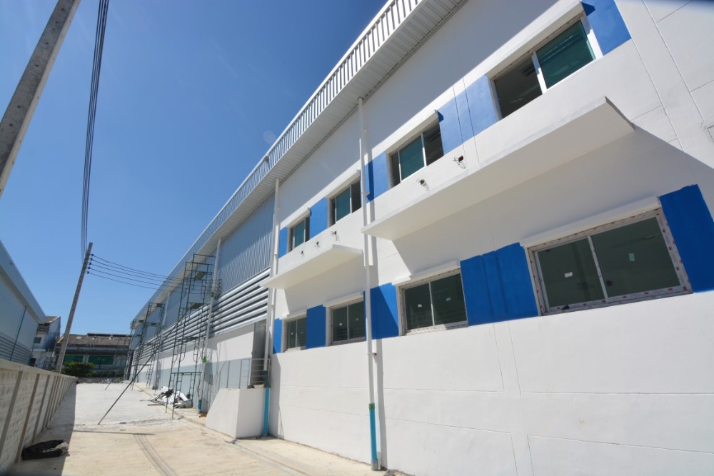 ให้เช่าโรงงาน ในนิคมบางพลี เนื้อที่ 1,847 ตรม. พร้อมใบอนุญาติ รง.4  ให้เช่า ฿387,870/ด.
