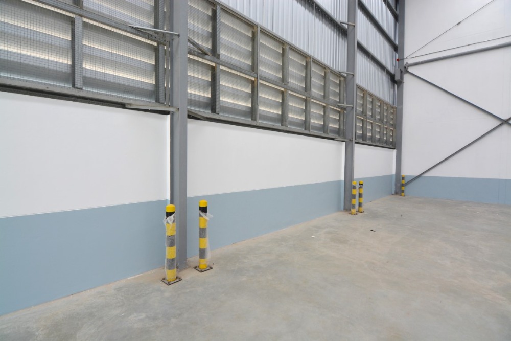 ให้เช่าโรงงาน ในนิคมบางพลี เนื้อที่ 1,847 ตรม. พร้อมใบอนุญาติ รง.4  ให้เช่า ฿387,870/ด.