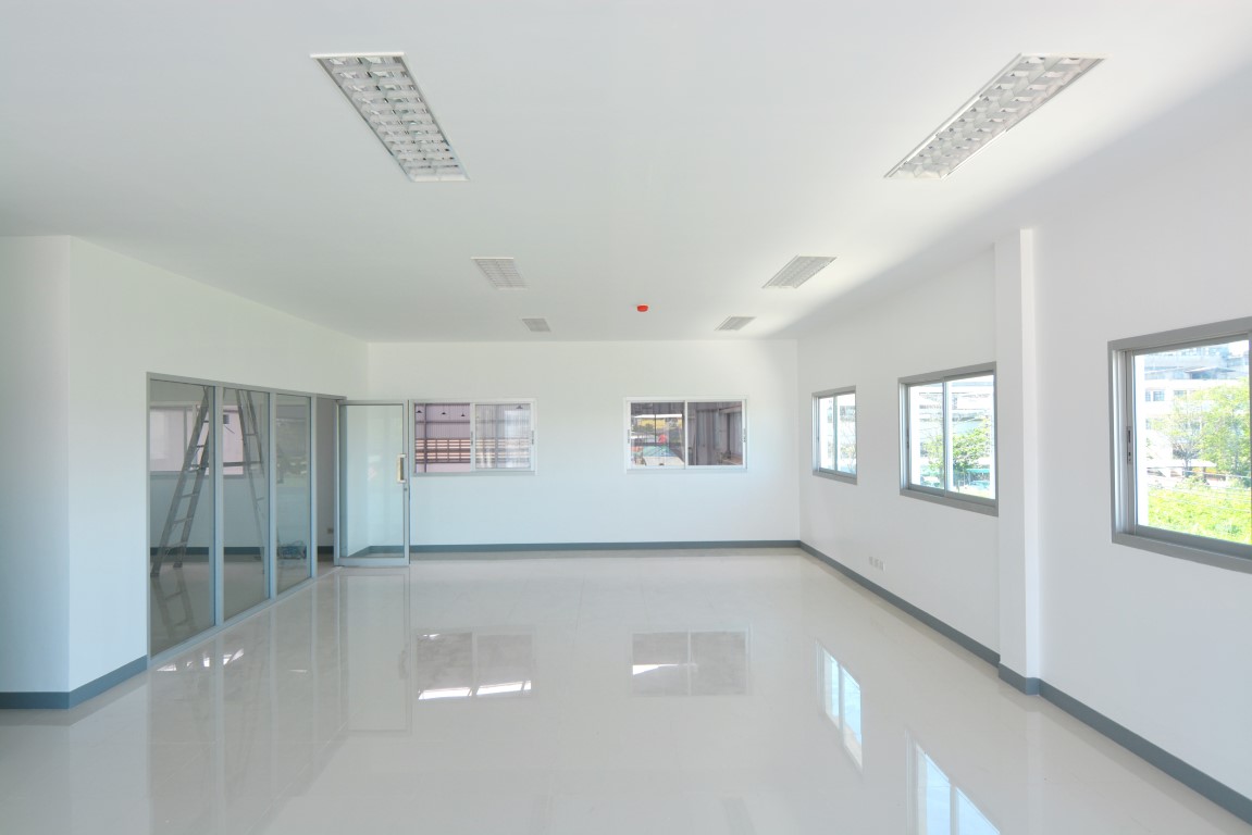 ให้เช่า /// โกดัง/โรงงาน ว่าง 1 ธ.ค. 1,558 ตรม. ราคาปกติ 200 บาท/ตรม. ค่าเช่าพิเศษ 180 บาท/ตรม. โรงงาน ให้เช่า ฿280,440/ด.