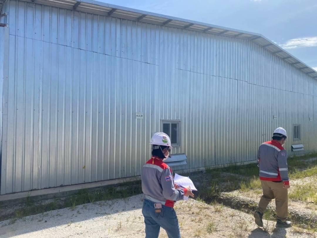 ขายโกดังพร้อมที่ดิน อยู่ปากทางเข้านิคมเอเซีย จังหวัดระยอง เนื้ิอที่ 18-2-29 ไร่ อยู่ใกล้นิคมเอเซีย เหมาะสร่างโกดัง และ โรงงาน ซื้อเฉพาะที่ดินก็คุ้มแล้ว แถม โกดังให้ 2 หลัง พื้นที่ใช้สอยทั้งหมด 4,000 ตรม. ที่ดิน ขาย ฿83,576,250