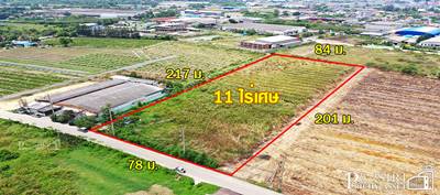 สร้างโรงงานได้ทุกประเภทกับที่สีม่วง 11 ไร่เศษ หน้ากว้าง 78 ม. เทรลเลอร์เข้าออกสะดวก ใกล้ ถ. เศรษฐกิจ และพุทธสาคร ในราคาพิเศษ 