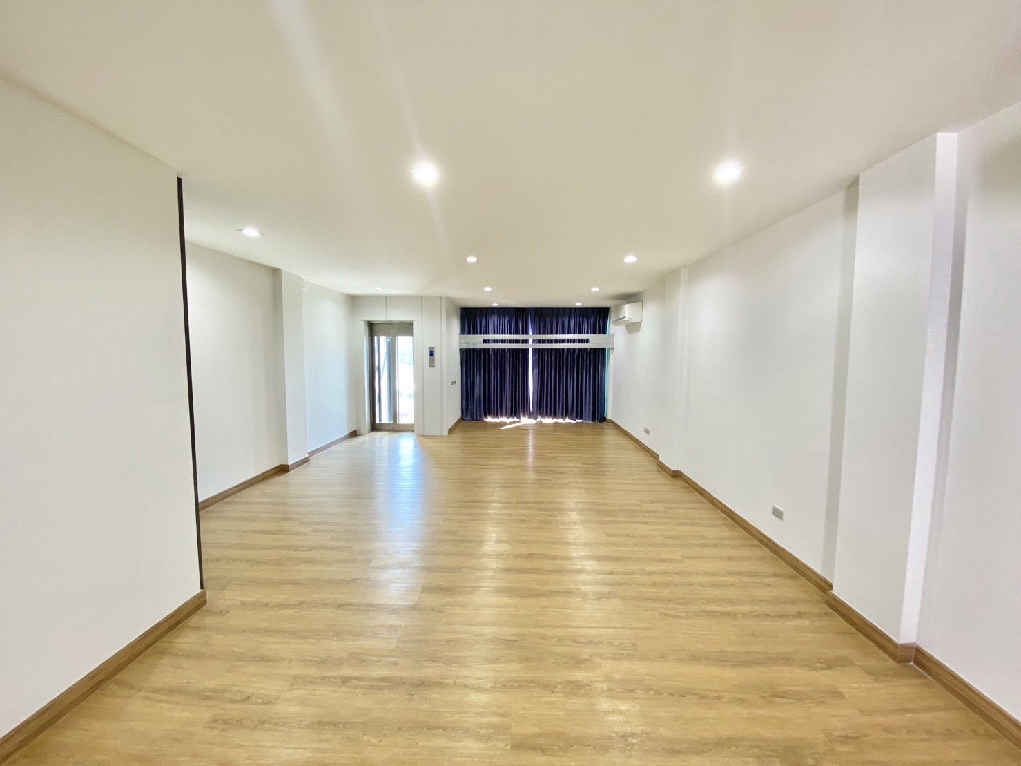 ให้เช่า โฮมออฟฟิศ 4 ชั้น โครงการ JW urban home office