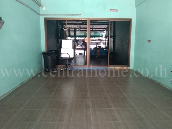 อาคารพาณิชย์ หมู่บ้าน บัวทองธานี ตรงข้ามสมบัติบุรี ทำเลค้าขาย