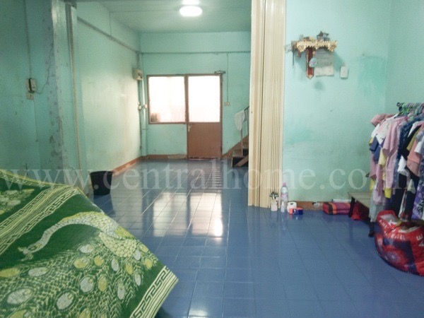 อาคารพาณิชย์ หมู่บ้าน บัวทองธานี ตรงข้ามสมบัติบุรี ทำเลค้าขาย