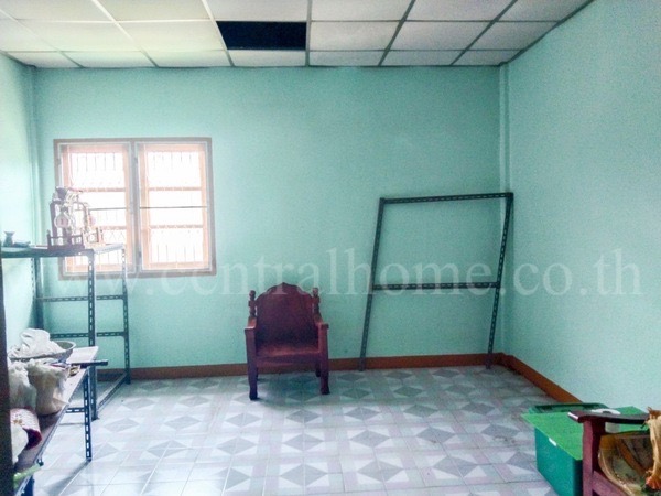 อาคารพาณิชย์ หมู่บ้าน บัวทองธานี ตรงข้ามสมบัติบุรี ทำเลค้าขาย