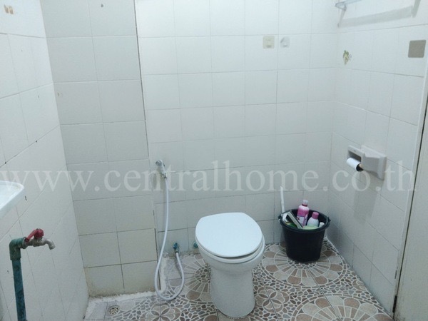 อาคารพาณิชย์ หมู่บ้าน บัวทองธานี ตรงข้ามสมบัติบุรี ทำเลค้าขาย