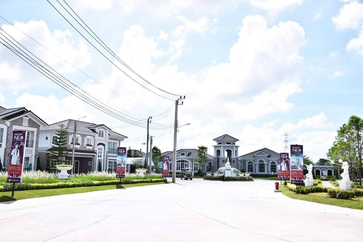 ให้เช่า บ้านเดี่ยว2ชั้น โกลเด้น นีโอ บางนา-สวนหลวง บ้านว่าง ธันวาคมนี้ สภาพบ้าน 90% (Ready to move in Dec) พื้นที่ใช้สอย 136 ตร.ม.