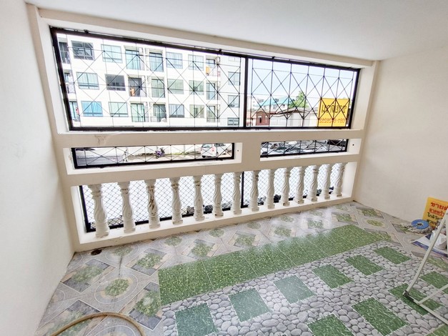 ขายตึกแถวคู่ 4.5 ชั้น ( แยกหลัง ) ตกแต่งใหม่พร้อมอยู่ ใกล้แหล่งชุมชน เดินทางสะดวก บางพลัด กรุงเทพฯ