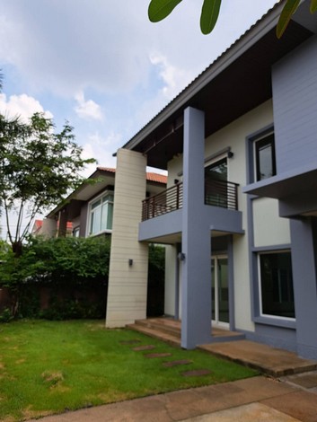 ขายบ้าน หมู่บ้าน คาซ่า แกรนด์ ชัยพฤกษ์ - แจ้งวัฒนะ รีโนเวทแล้ว บ้านสวย น่าอยู่ ทำเลดี  เจ้าของขายเอง