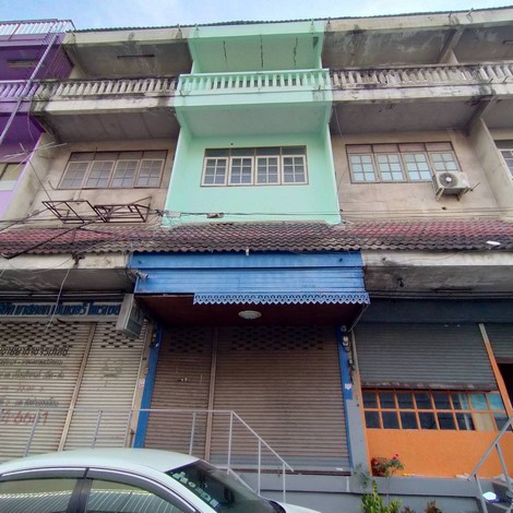 ขายตึกแถว 3.5 ชั้น ทำเลทอง ใกล้รถไฟฟ้า ลำสาลี mrt100 ม.ห่าง ถ.รามคำแหง 50 ม. ติดโครงการเดอะลิฟวิ่งรามคำแหง บางกะปิ กรุงเทพฯ