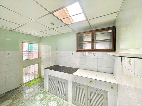 ขาย ทาวน์โฮม 2 ชั้น หมู่บ้าน เคซี รามอินทรา 3  ซอยหทัยราษฎร์ 39 ติดถนนเมนหทัยราษฎร์  รีโนเวทใหม่ทั้งหลัง  พื้นที่ 22.5 ตรว. 3 ห้องนอน 2 ห้องน้ำ ทำเลดี ใกล้ทางพิเศษฉลองรัชและกาญจนาภิเษกวงแหวน