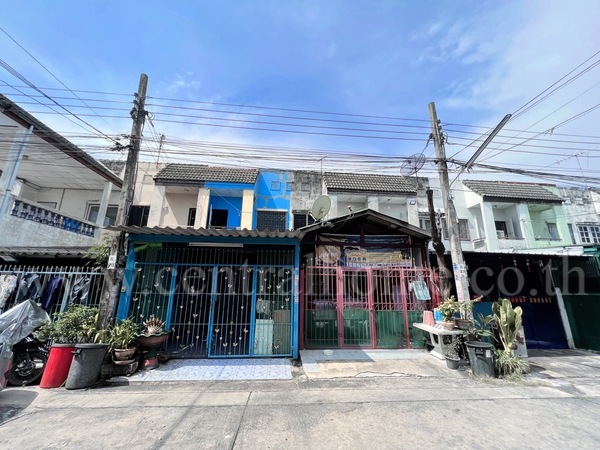 ทาวน์เฮ้าส์ บ้านมโนรมย์ 4 เลียบคลองสอง