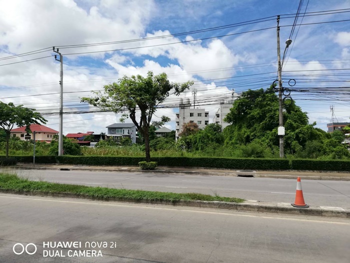 ขายที่ดินแปลงสวย 2 แปลง 4 ไร่ 3 งาน 19.3 ตรว ถนน สุขุมวิท ซอย105 ลาซาล