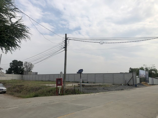 ขายที่ดินหัวมุมแปลงสวยถมสูง ติดริมถนนซอยเกษตรพัฒนา อ.ปากเกร็ด จ.นนทบุรี