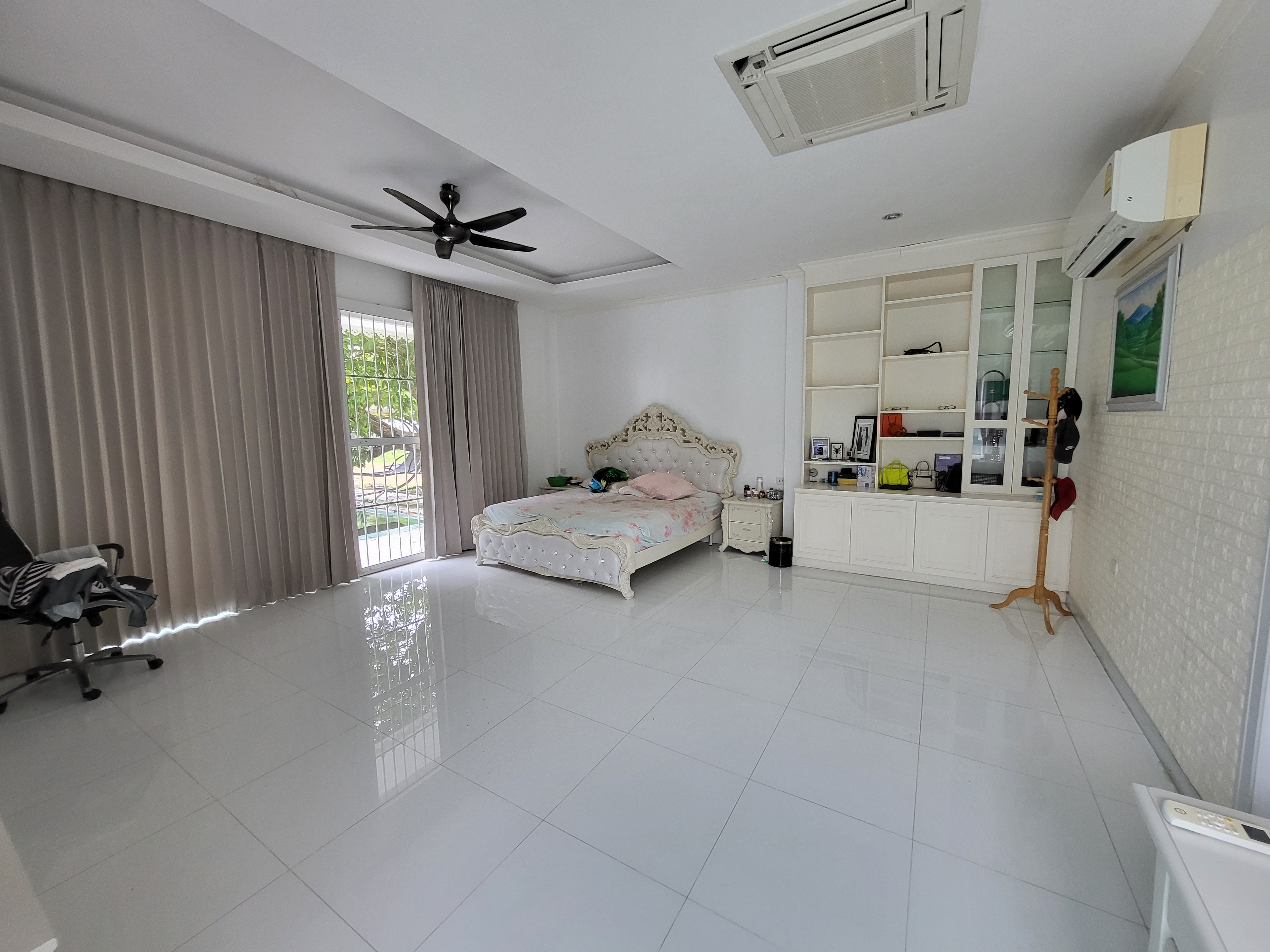 ขายบ้านหรูชั้นเดียวพร้อมสระว่ายน้ำ บรรยากาศดี อ.โกสุมพิสัย จ.มหาสารคาม