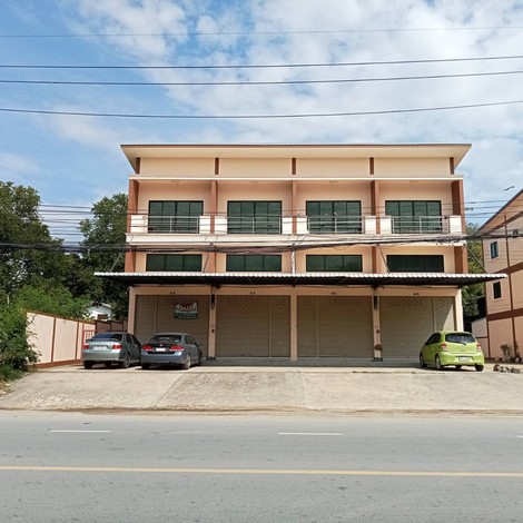 ให้เช่า อาคารพาณิชย์ 2.5 ชั้น ใกล้ รพ.เกษมราษฎร์-สระบุรี ทำเลดี 