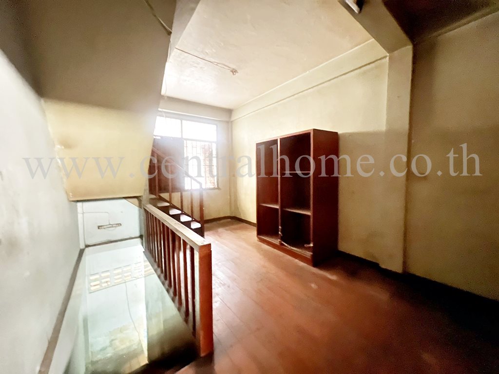 ตึกแถว ซอย แม้นศรี 2 เขต ป้อมปราบศัตรูพ่าย