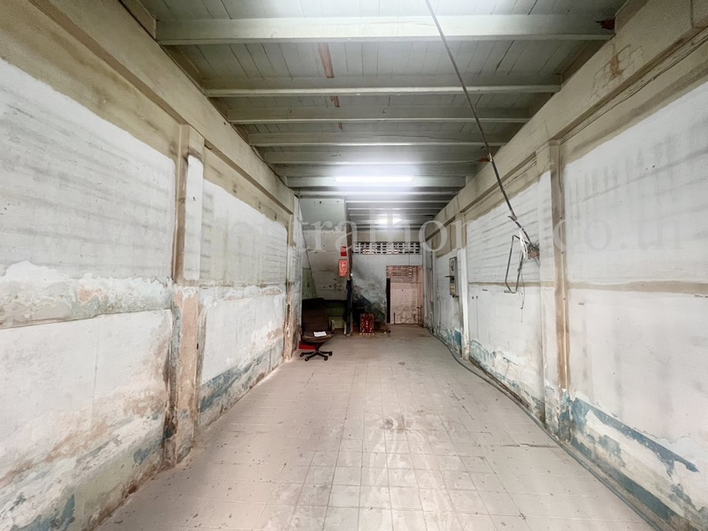 ตึกแถว ซอย แม้นศรี 2 เขต ป้อมปราบศัตรูพ่าย