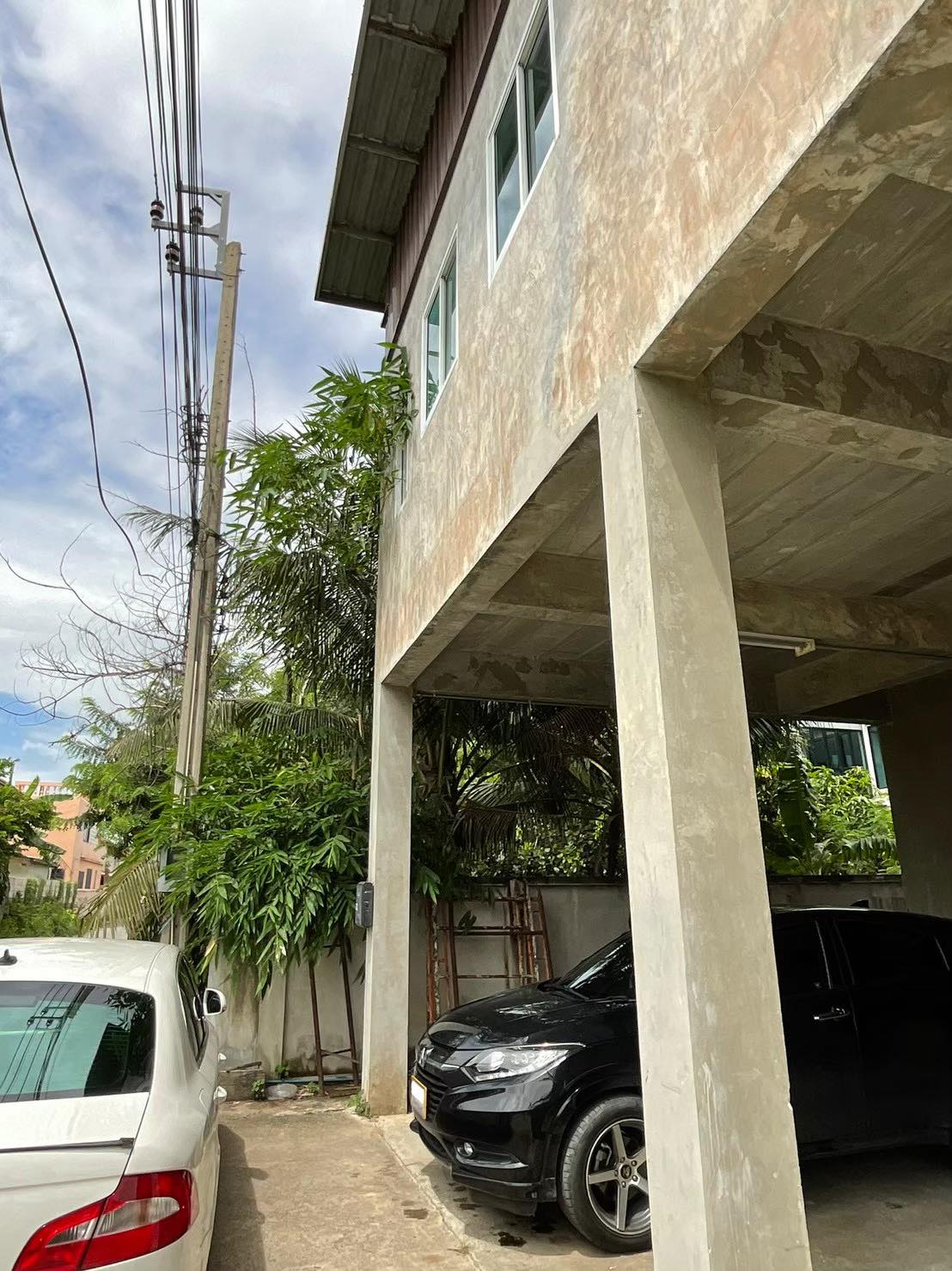 ขายโรงงานพร้อมเครื่องจักร บางกรวย-ไทรน้อย ขาย 10900000 บาท ติดต่อคุณญดา 