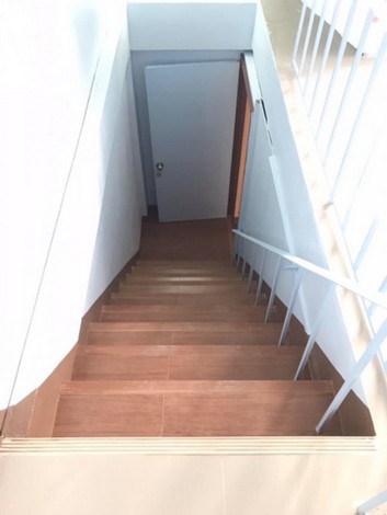 ขาย/ให้เช่าตึกแถว 3ชั้น อยู่หน้าหมู่บ้านชิดชล ถ.จรัญสนิทวงศ์ 13 ทำเลติดถนนบางแวก  กรุงเทพฯ 