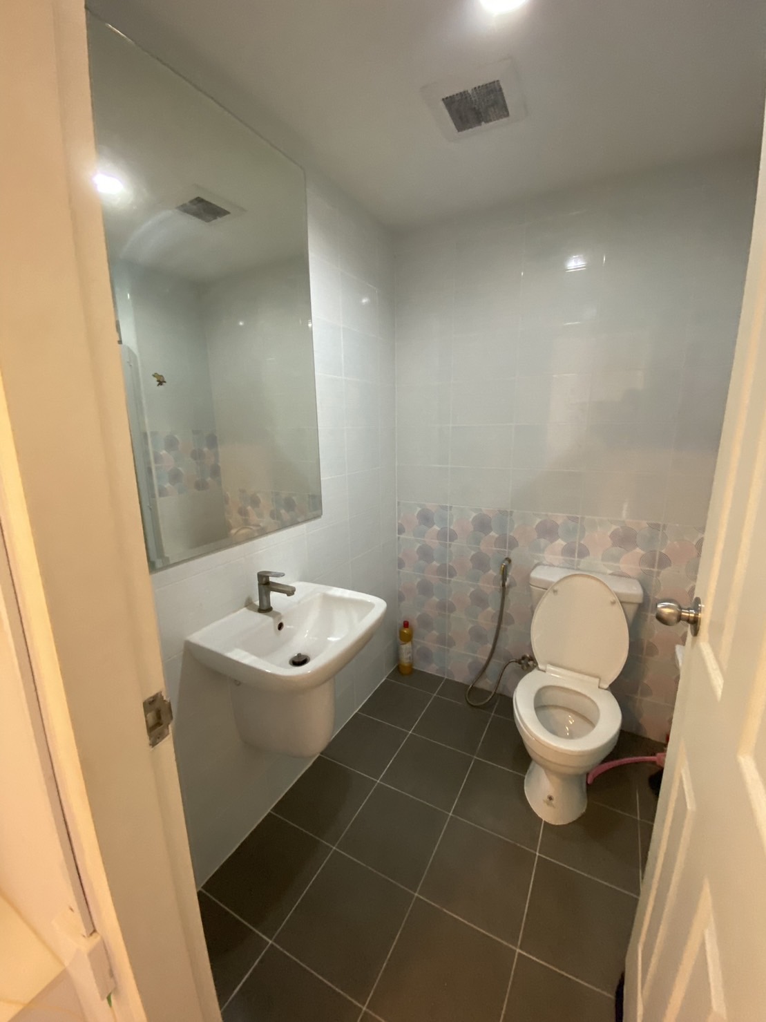 ขายคอนโดฮอลล์มาร์ค งามวงศ์วาน ห้องสวยพร้อมอยู่  ทำเลดี จ.นนทบุรี