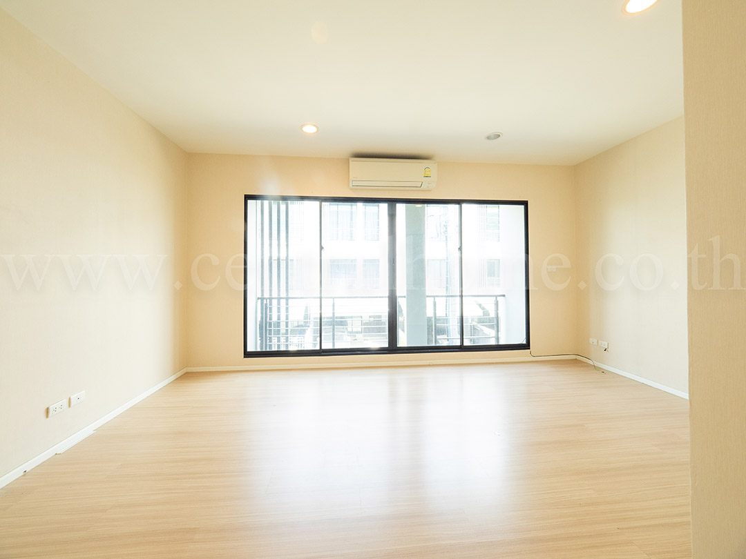 ทาวน์โฮม บ้านกลางเมือง รัตนาธิเบศร์