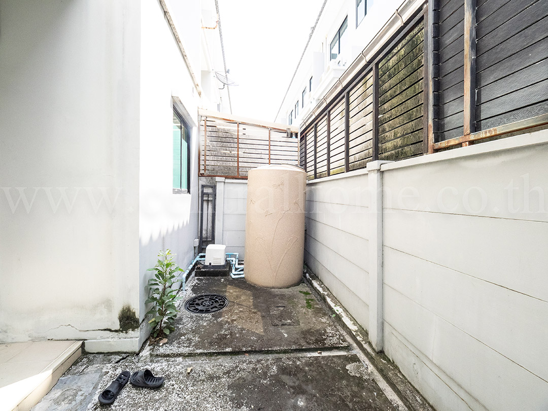 ทาวน์โฮม บ้านกลางเมือง รัตนาธิเบศร์
