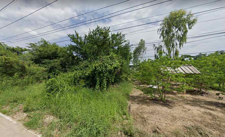 ขายด่วนที่ดิน ทำเลดี ติดถนนใกล้มหาวิทยาลัยเจ้าพระยา อำเภอเมือง จังหวัดนครสวรรค์