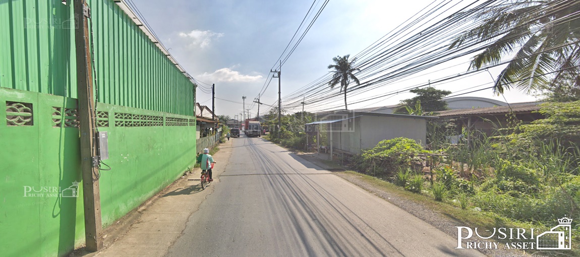 ขายให้แบบคุ้มๆ ที่ดินเกือบ 8 ไร่ พร้อมโกดังขนาด 320 ตร.ม. + บ้านพัก 2 ชั้น ใกล้พุทธมณฑลสาย 5 เพียง 1.4 กม. ในราคาที่เปล่า  KK3599S