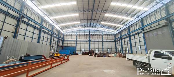 พื้นรับโหลดโหดสุดในย่านนี้ 5 ตัน/ตร.ม. กับโรงงาน 2ไร่ 2,016 ตร.ม. มีทั้ง ขาย/เช่า สูงโปร่งเย็นสบาย พร้อมสำนักงาน 3 ชั้น เพียง 6 นาที ถ. สายใยรัก KK1826S