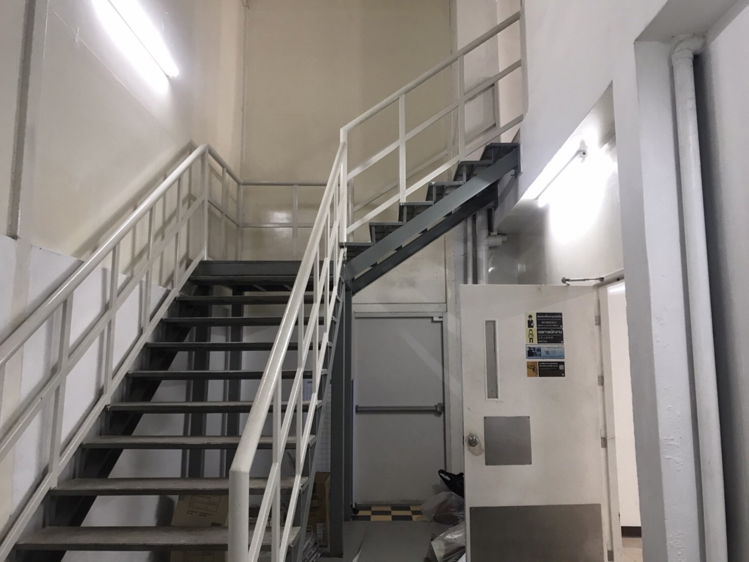 ขายถูกอาคารพาณิชย์3ชั้น2คูหา หลังมุม ทำเลดี หน้าหมู่บ้านเอื้ออาทร อ.เมือง จ.ราชบุรี