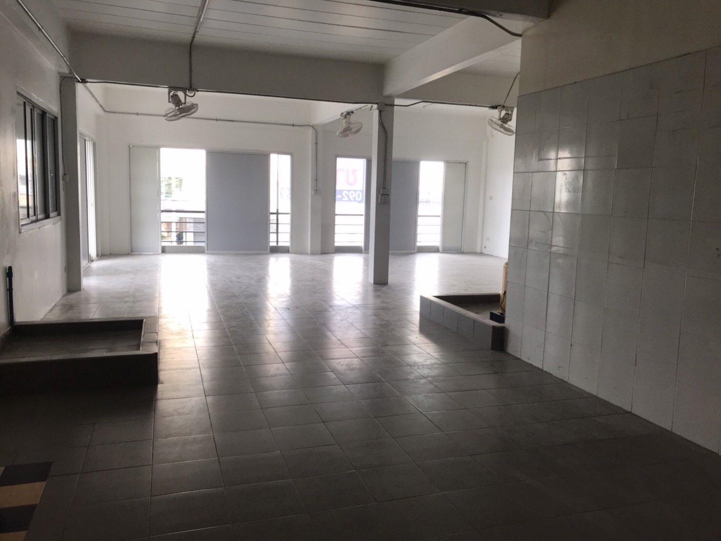 ขายถูกอาคารพาณิชย์3ชั้น2คูหา หลังมุม ทำเลดี หน้าหมู่บ้านเอื้ออาทร อ.เมือง จ.ราชบุรี