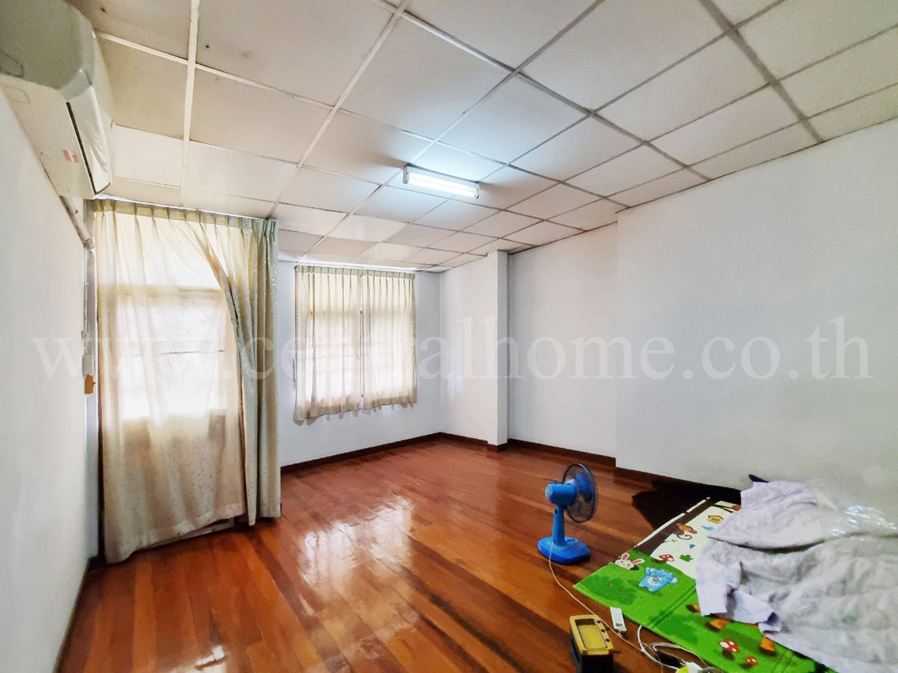 บ้านแฝด หมู่บ้าน โชคไพศาล ดอนเมือง