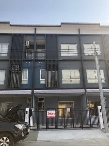  ขายทาวน์โฮม หมู่บ้านสัมมากร อเวนิว สุวรรณภูมิ บ้านใหม่ ราคาดีงาม ทำเลดี ลาดกระบัง