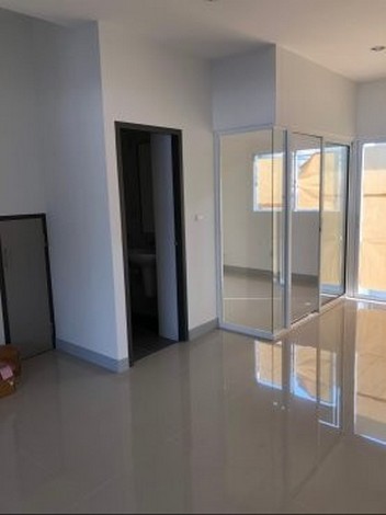  ขายทาวน์โฮม หมู่บ้านสัมมากร อเวนิว สุวรรณภูมิ บ้านใหม่ ราคาดีงาม ทำเลดี ลาดกระบัง