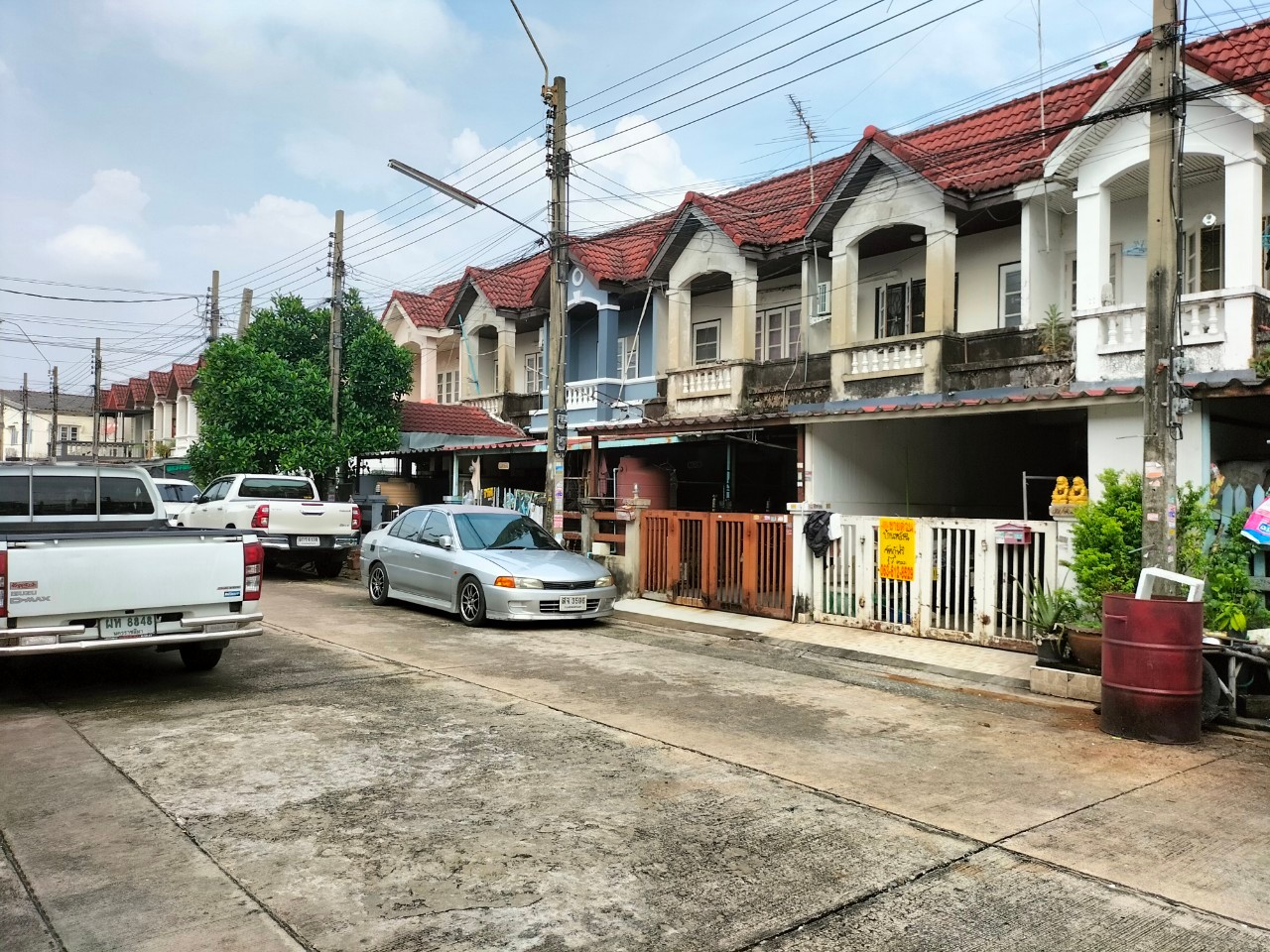 ขายบ้าน2ชั้นย่านสุขาภิบาล 5 หมู่บ้าน อรุณธร ซอย สุขาภิบาล5แยก45 แขวงออเงิน เขต สายไหม กรุงเทพมหานคร 
