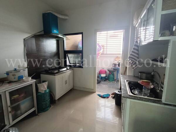 ทาวน์เฮ้าส์ บ้านฟ้าปิยรมย์เทนโดร เฟส 15 ลำลูกกา คลอง 6