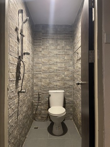 ขายบ้านทาวน์เฮ้าส์ 2 ชั้น หมู่บ้านรินทร์ทอง ลำลูกกาคลอง​ 3 เดินทางสะดวก เจ้าของขายเอง