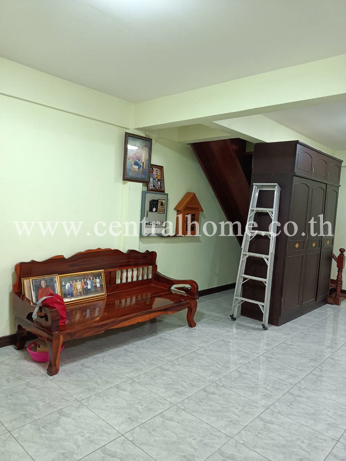 ขายทาวน์เฮาส์ หมู่บ้านวีรวัฒน์ ซอยเพชรเกษม 94