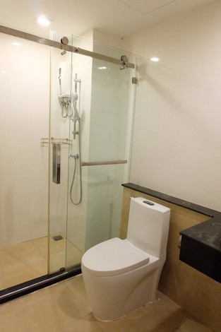 ขายคอนโด The loft beach at bangsaen ติด ม.บูรพา บางแสน ตกแต่งครบ เจ้าของขายเอง