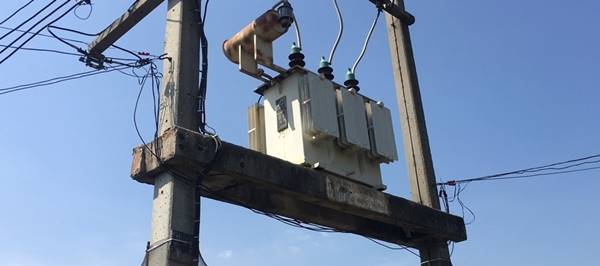 โรงงาน/โชว์รูม เปิดให้เช่าแล้ว ติดถนนใหญ่ทำเลดีเป็นจุดเด่น เหมาะแก่การทำธุรกิจ ริมถนน สายแสงชูโต -KK4813R