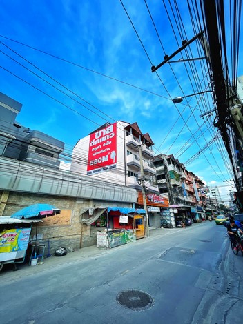 ขายอาคารพาณิชย์2คูหา 6ชั้น พร้อมกิจการ ใกล้แหล่งชุมชน ซอยลาดพร้าว112