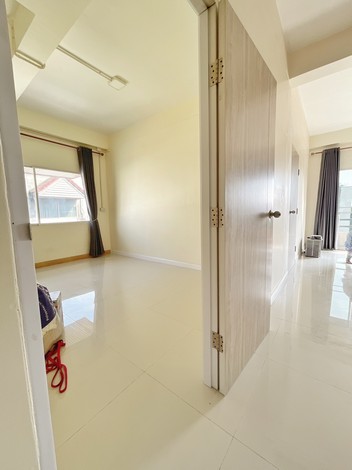 ขายอาคารพาณิชย์2คูหา 6ชั้น พร้อมกิจการ ใกล้แหล่งชุมชน ซอยลาดพร้าว112