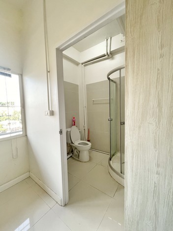 ขายอาคารพาณิชย์2คูหา 6ชั้น พร้อมกิจการ ใกล้แหล่งชุมชน ซอยลาดพร้าว112