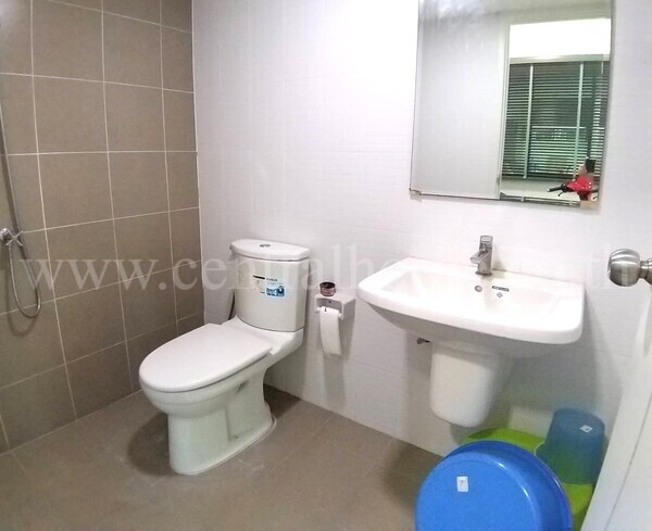 ทาวน์โฮม บ้านพฤกษา 115 ไพร์ม รังสิต - คลอง 3 ถนนเมน